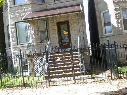 2nd image of 1506 N Ridgeway Ave