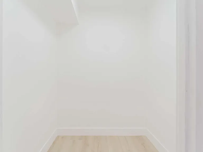 2750 NE 183rd St #410 — Photo 4