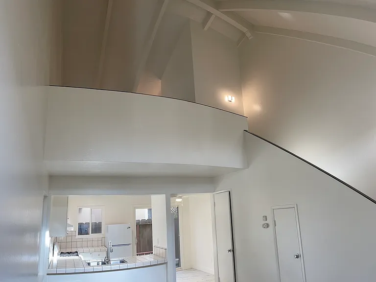 238 Montecito Ave — Photo 1