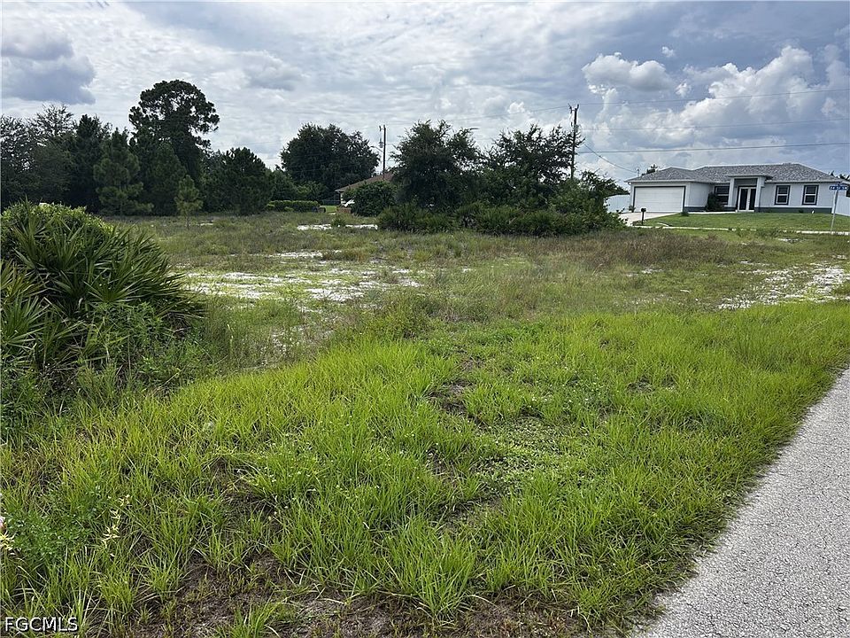 2nd image of 3601 24th St SW