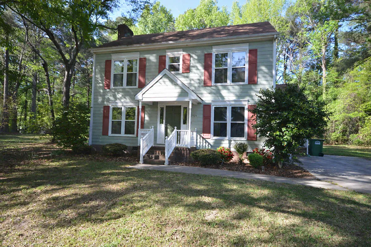 Building Photo - 2504 Timothy Dr