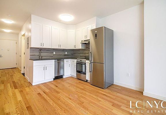 4th image of 362 W 127th St #3B