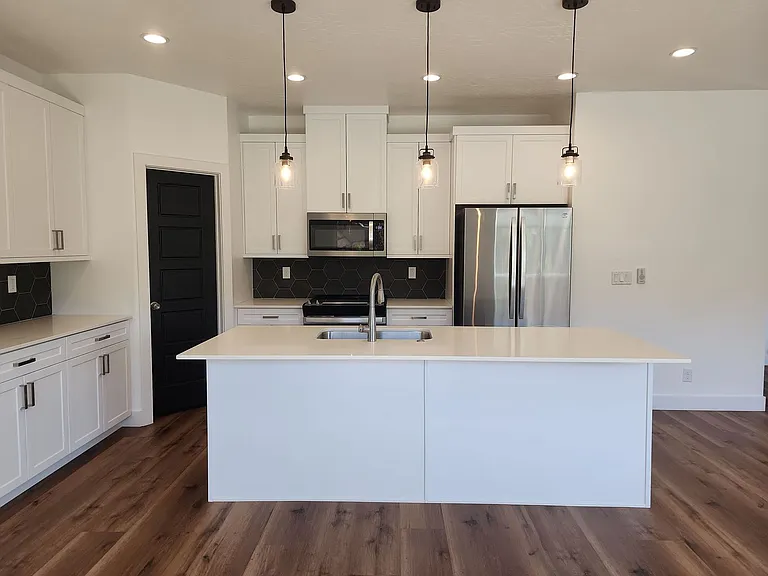 828 E Desert Cactus Dr — Photo 19