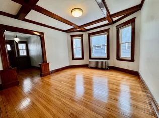 129 Redlands Rd #1, Boston, MA 02132