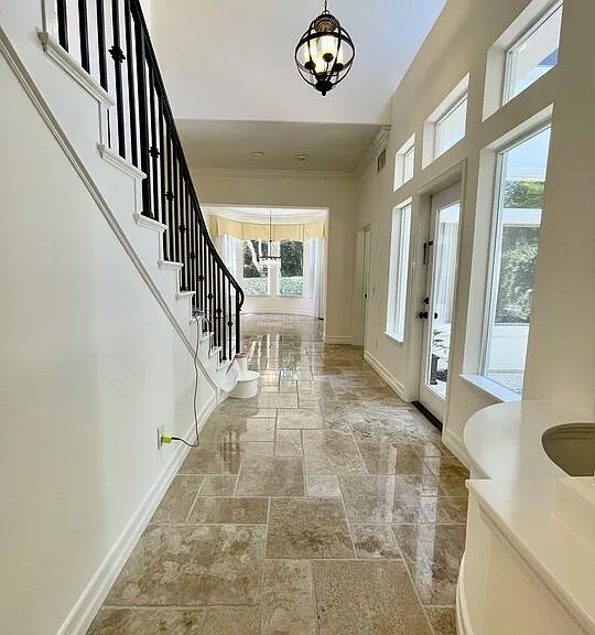 991 Deerhill Rd — Photo 5