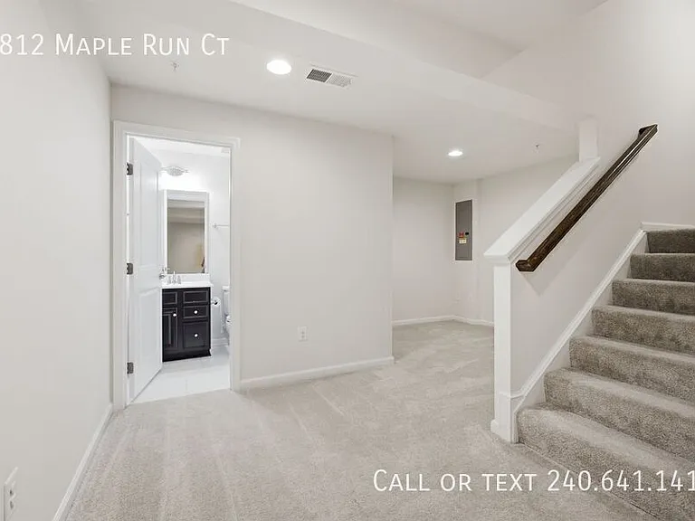 7812 Maple Run Ct — Photo 21