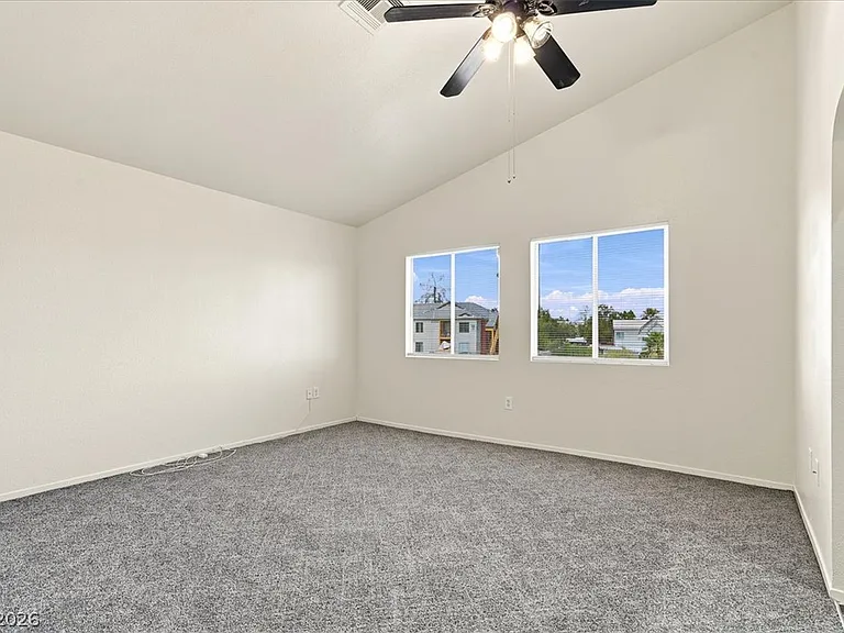 2576 Silver Shadow Dr — Photo 12