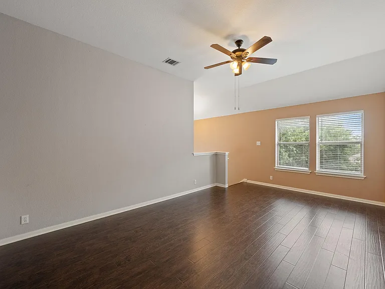 1006 Shadow Valley Cv — Photo 18