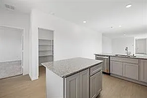 905 Silver Buckle Ln — Photo 10