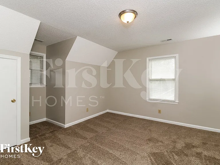 4305 Oak Glen Dr — Photo 11