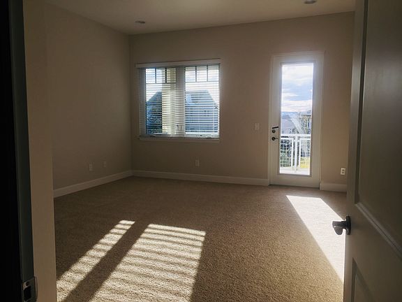 3rd image of 13441 Granger Ave
