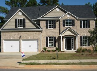 39 Collins Run Dr, Dallas, GA 30157