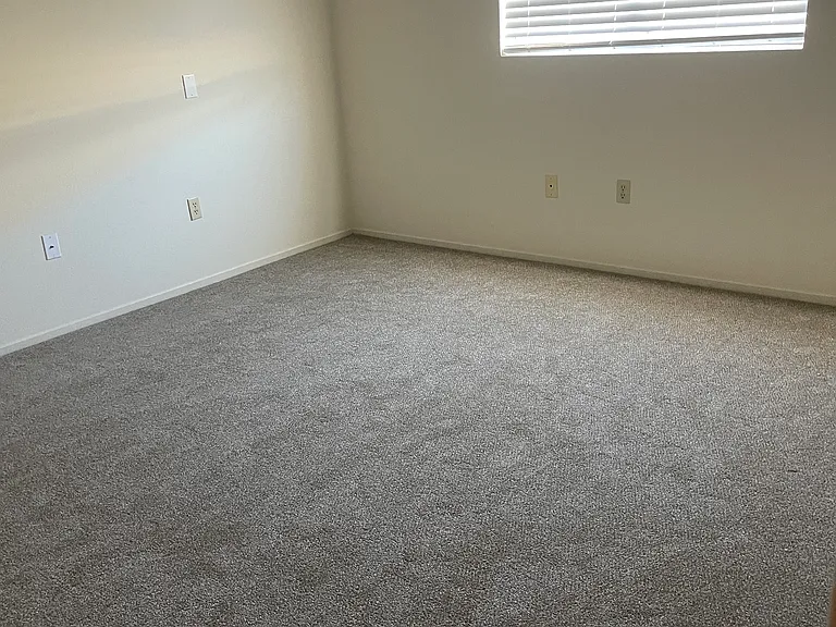 MASTER BEDROOM WITH NEW CARPETING & New BLINDS