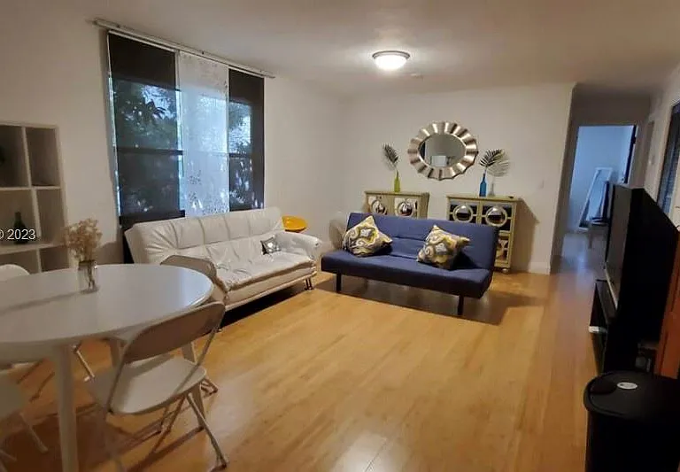 753 Michigan Ave #2B — Photo 9