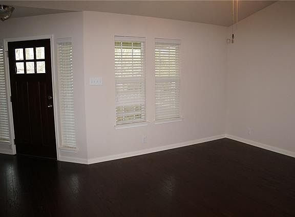 5th image of 929 Heritage Springs Trl
