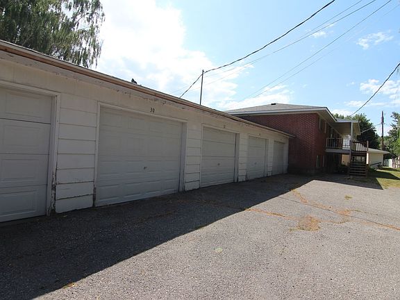 4th image of 2210 Saint Clair Rd #2130