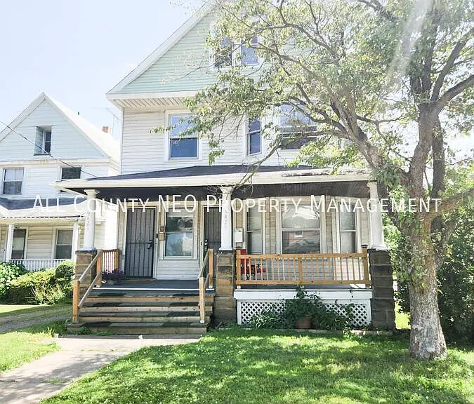 9425 Denison Ave #DOWN — Photo 1