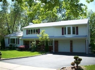 12 Jeffrey Rd, Wayne, NJ 07470