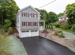 67 Farmcrest Ave, Lexington, MA 02421