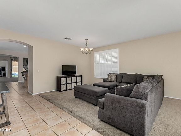 4th image of 1810 W FRYE Road