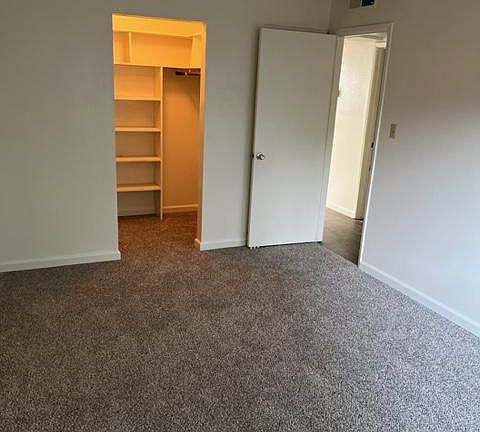 5th image of 110 Estates Dr APT B