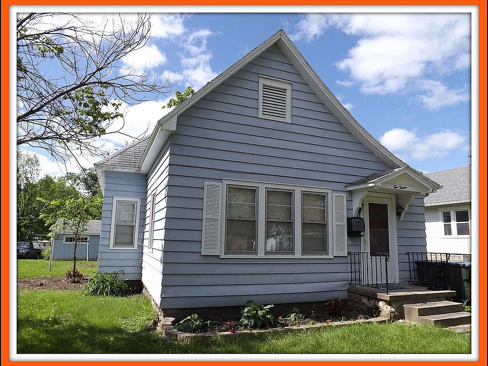1st image of 1012 E McPherson St