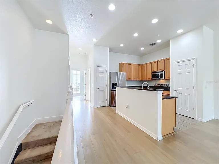 3716 Avalon Park East Blvd — Photo 18