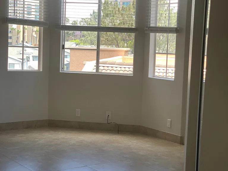 3969 Mahaila Ave — Photo 12
