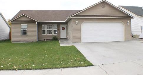 1st image of 647 Parkwood Dr