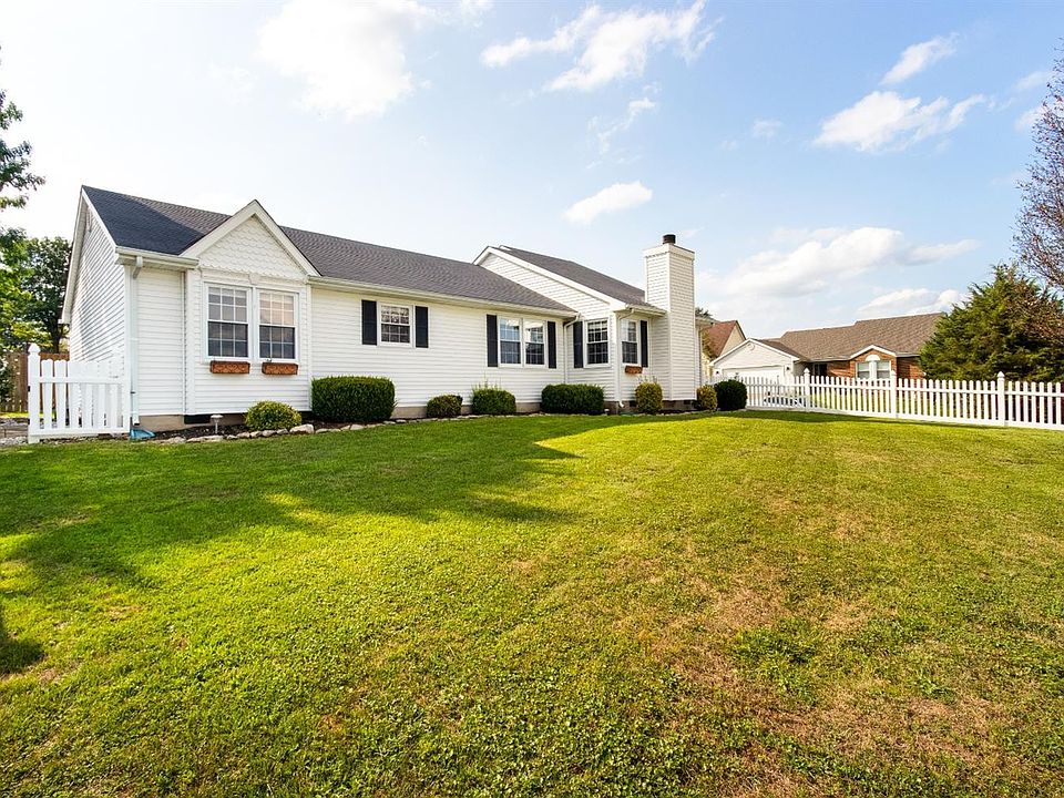 1st image of 100 Muirfield Ct