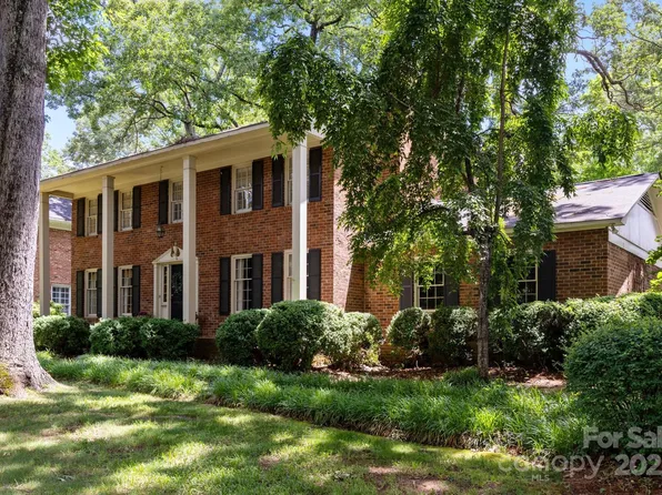 5510 Sardis Rd, Charlotte, NC 28270