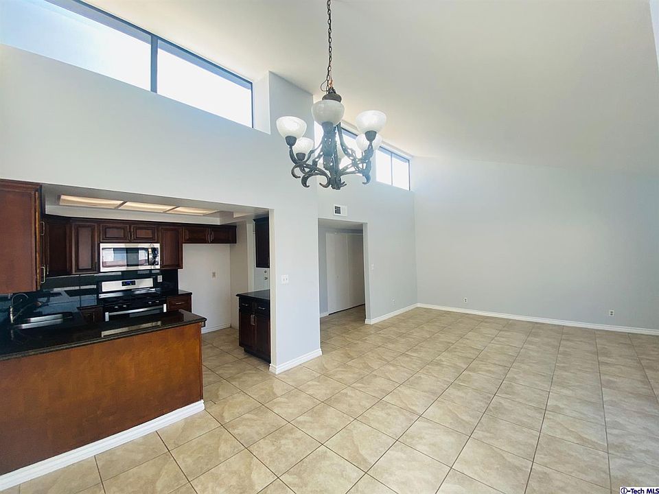 1st image of 110 N Everett St APT 303