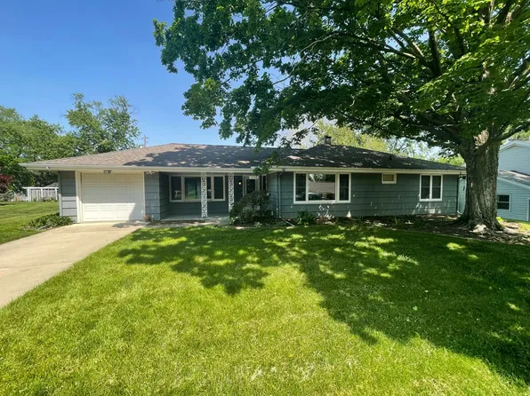 1204 Stephens Dr, Normal, IL 61761