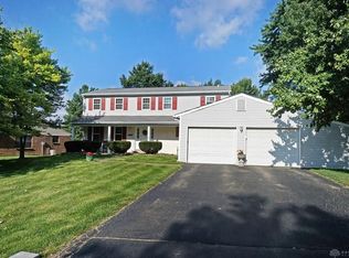 7697 Whitehall Cir E, West Chester, OH