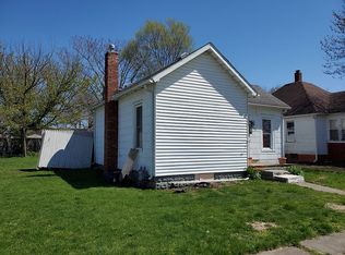 909 S 3rd Ave, Canton, IL 61520