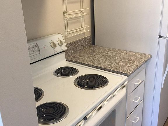 5th image of 6814 Rainier Ave S APT 8
