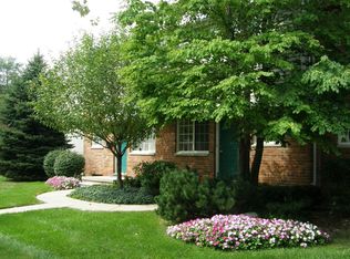 437 E 14 Mile Rd, Birmingham, MI 48009