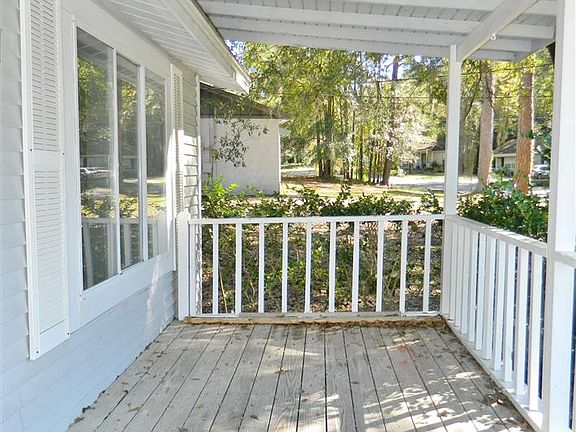 3rd image of 2743 Faringdon Dr