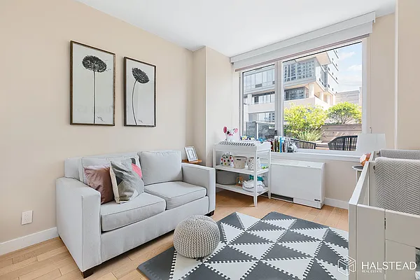 Rented by Halstead Real Estate | media 7