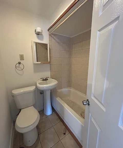 517 N Salina St #4 — Photo 3