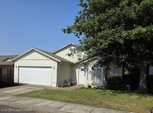 935 Yale Ave, Gladstone, OR 97027