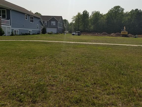 3rd image of 5200 Parkview Ln