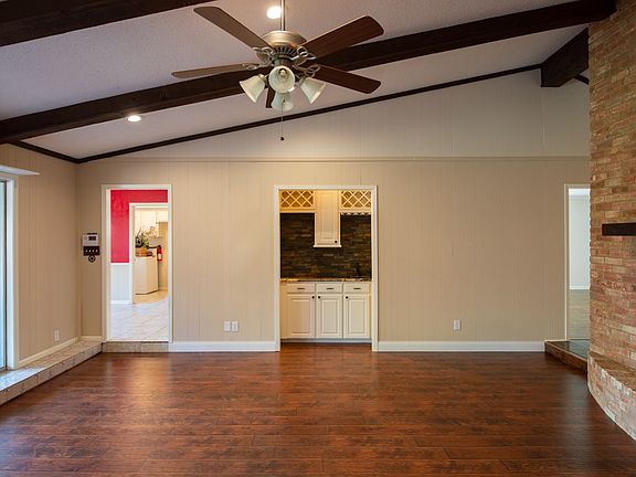 3rd image of 508 Greenridge Dr