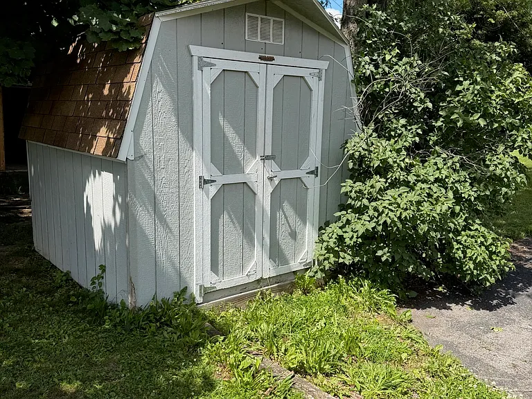 8580 Old Turnpike Rd — Photo 4
