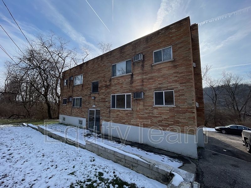 1st image of 1761 Harrison Ave Unit 7