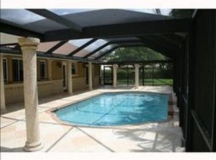 5660 Carriage Ln, Davie, FL 33331