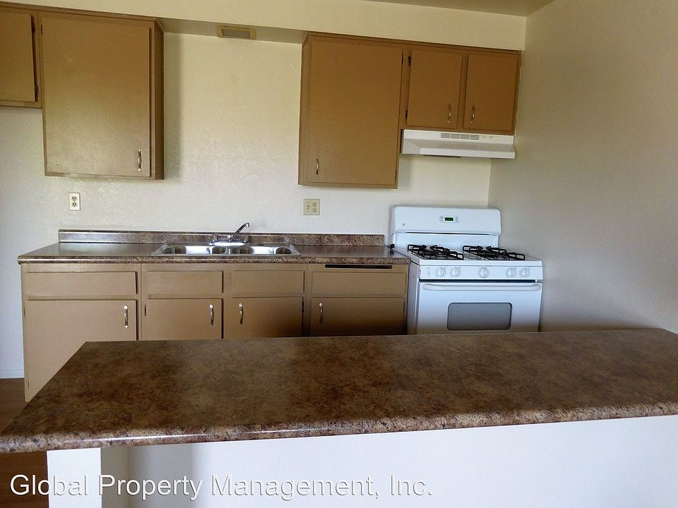 1st image of 18400 Montezuma St #18400