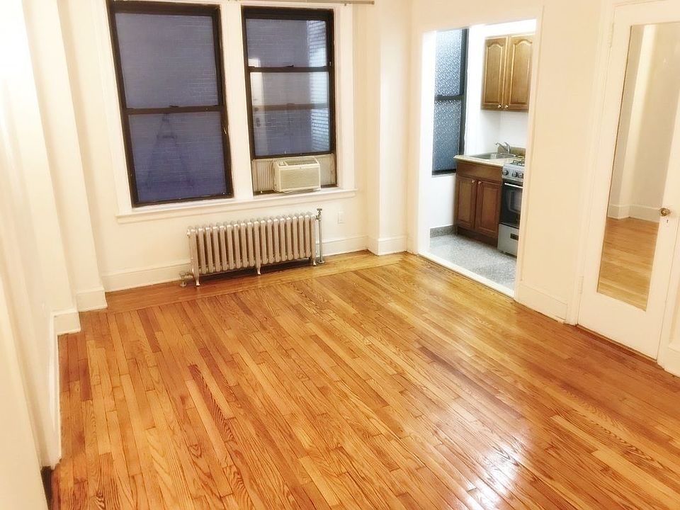1st image of 155 E 52nd St APT 3E
