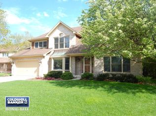 2541 Whiteway Ct, Aurora, IL 60504