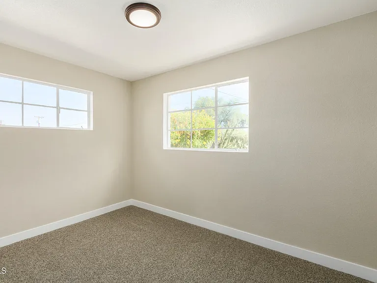 3301 W Pierson St — Photo 23